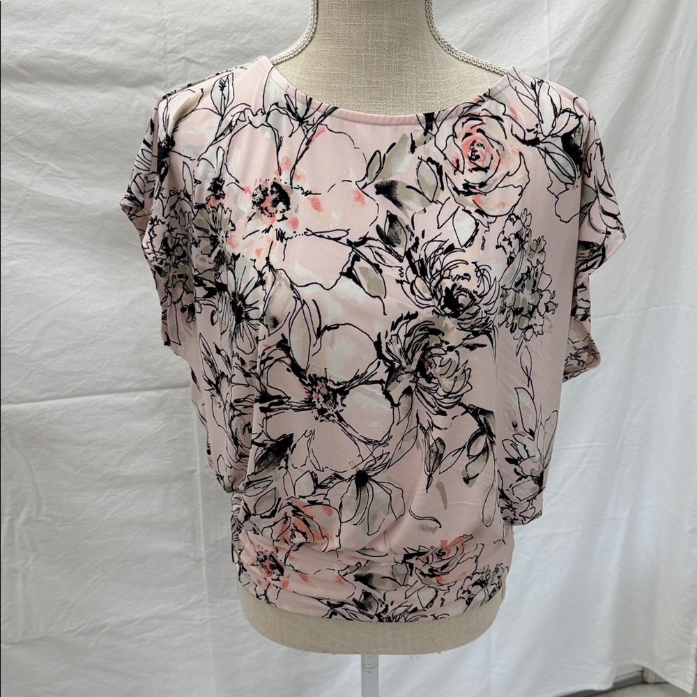 White House Black Market Light Pink Floral Top